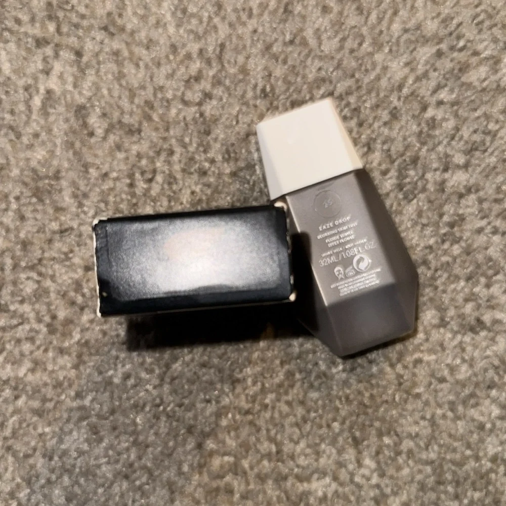 Fenty Beauty Eaze Drop Skin Tint #25